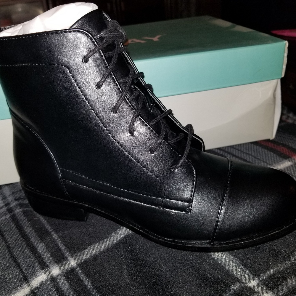Ladies Array Black Boots